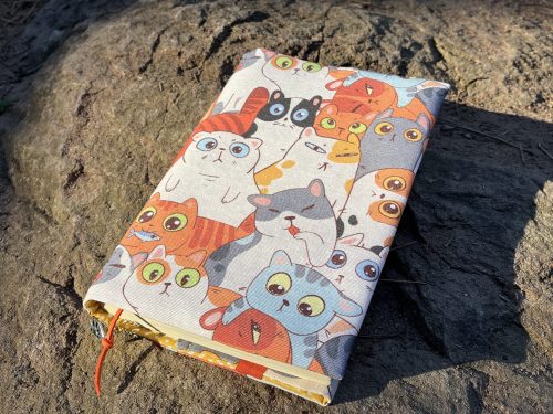 Подвързия за книги "Cute cats"